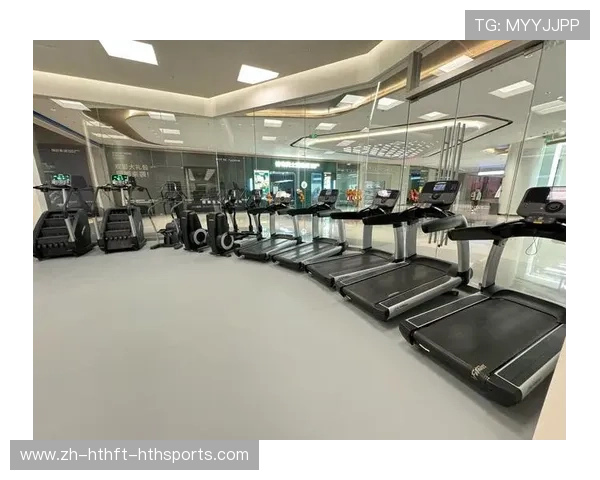 龙门架助力健身房训练 打造强健身材的必备秘密武器